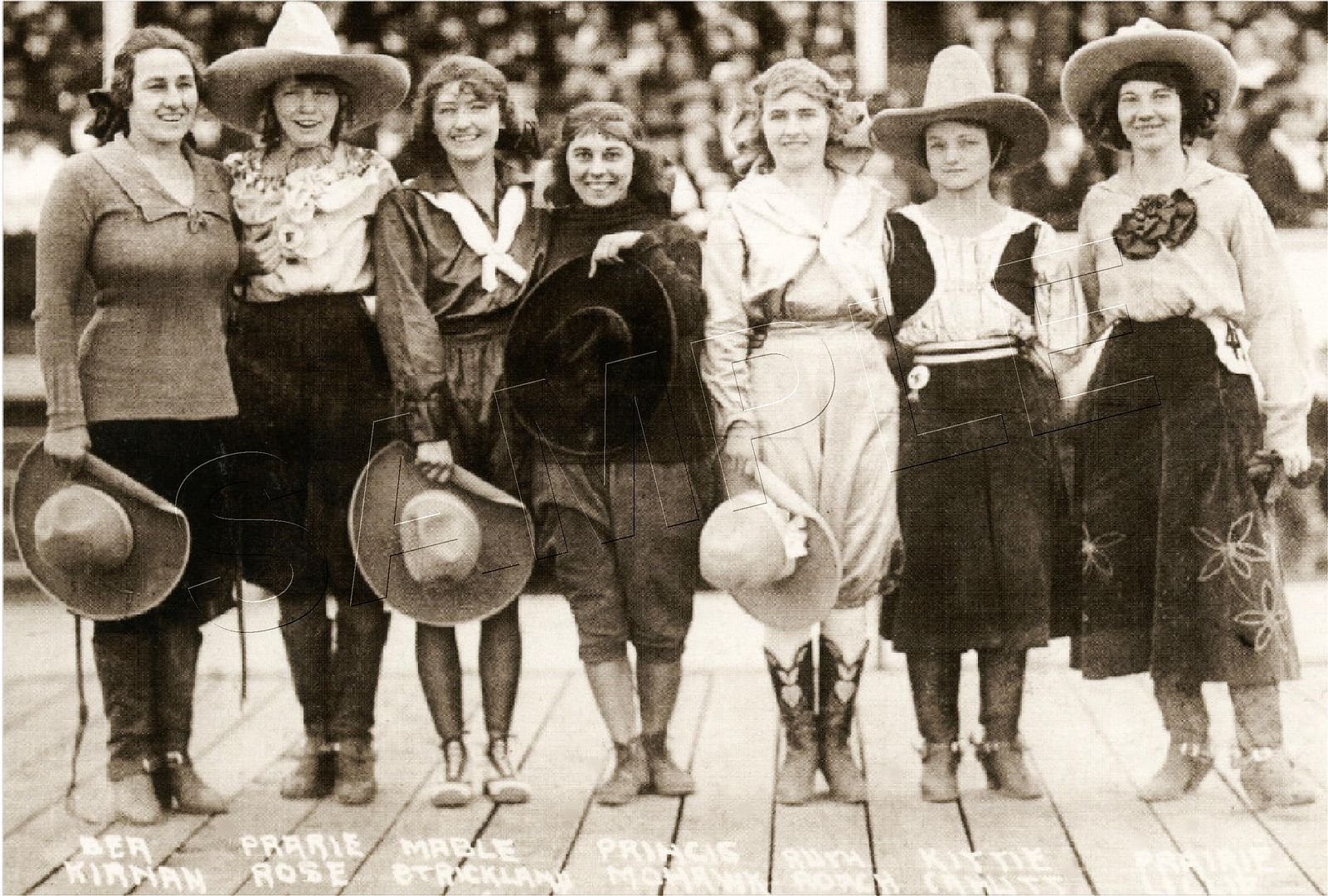 7 Vintage Western Cowgirls Pendleton Round Up Rodeo Photo Canvas Art Large Ebay