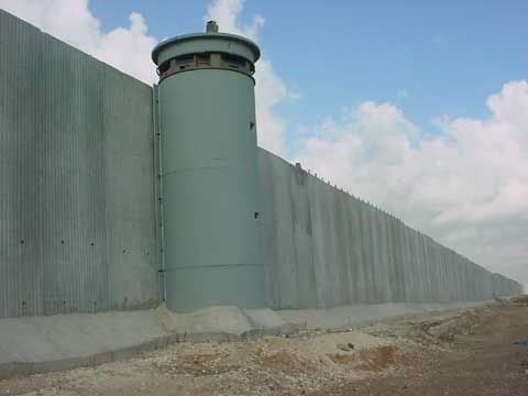 israel_wall_tower_2.jpg