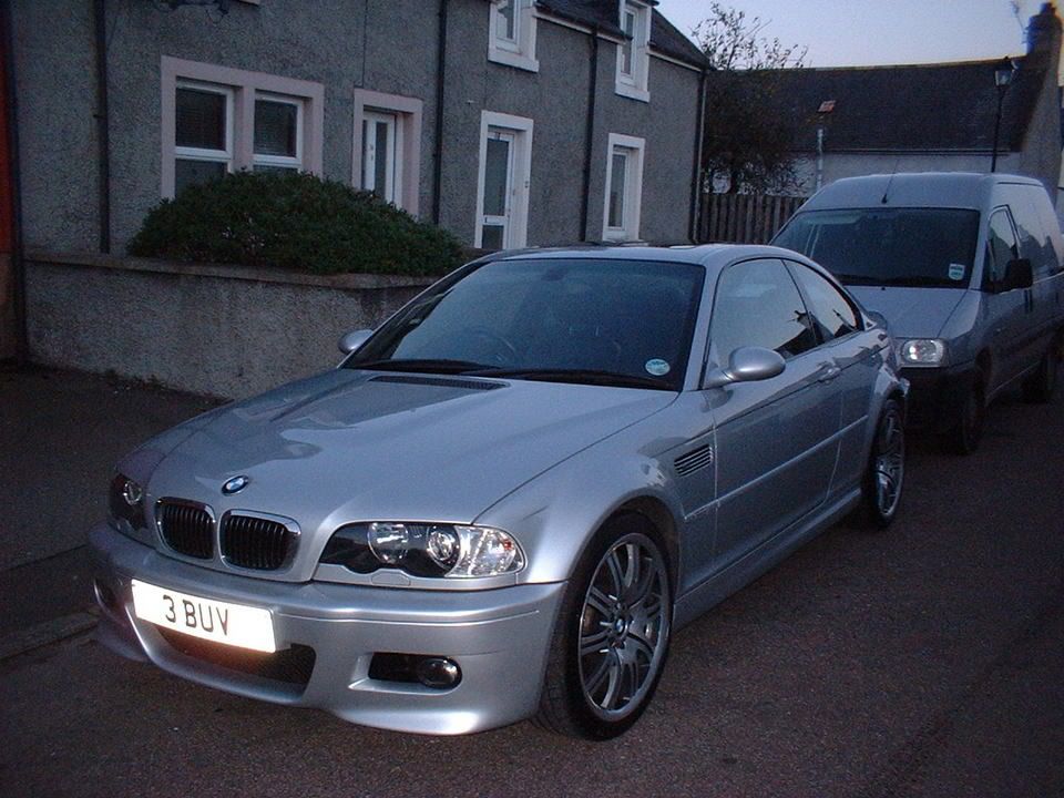 bmwM3001.jpg