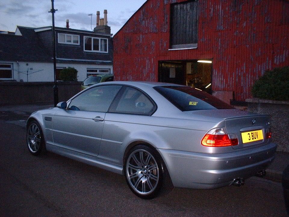bmwM3003.jpg
