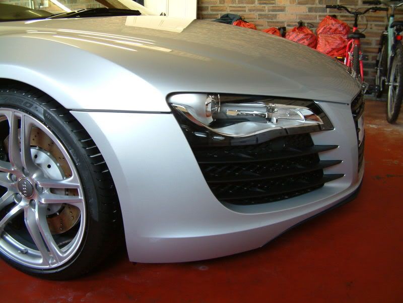 AudiR8036.jpg