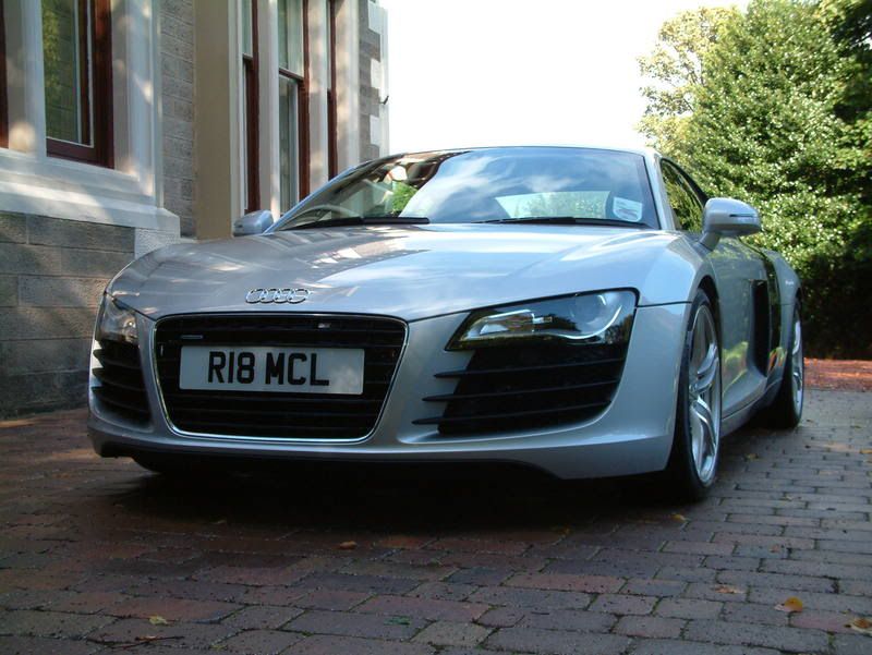 AudiR8040.jpg