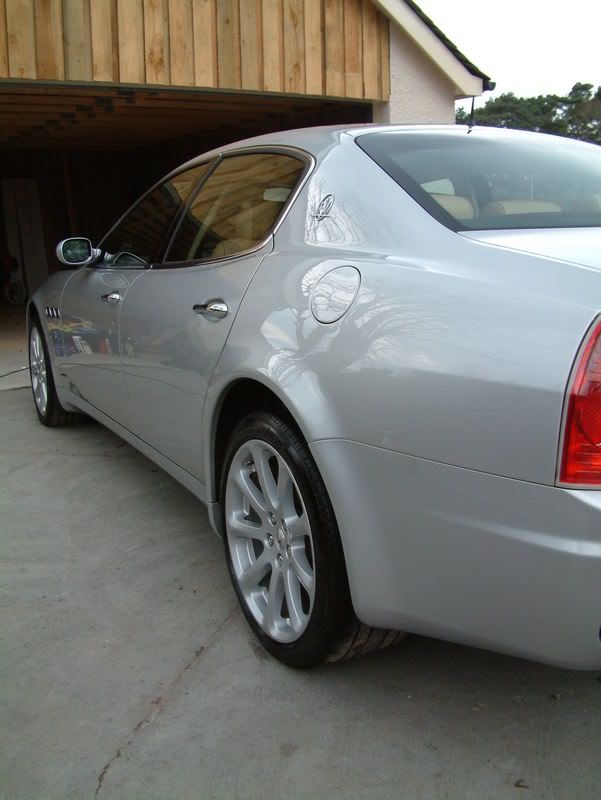 maserati049.jpg