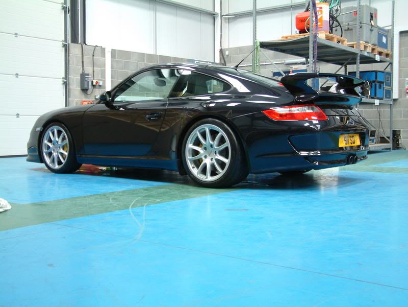 porsche997gt3031.jpg