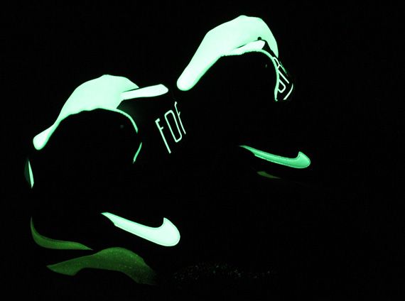 nike-air-force-180-glow-release-date-rck-1.jpg