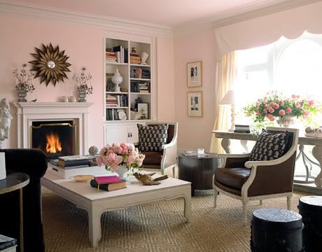 http://i13.photobucket.com/albums/a256/dmdlnt/pink-living-room-xlg-17643680.jpg