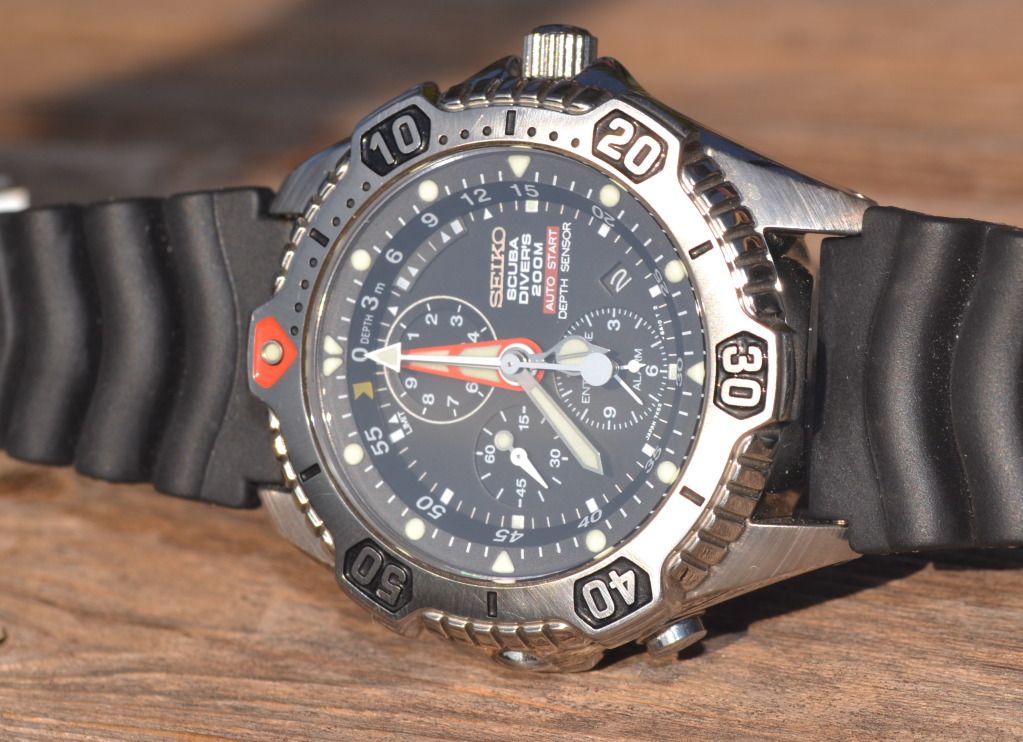 seiko scuba diver's 200m auto start depth sensor