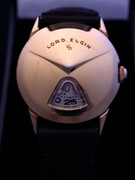 sch483chevron.jpg
