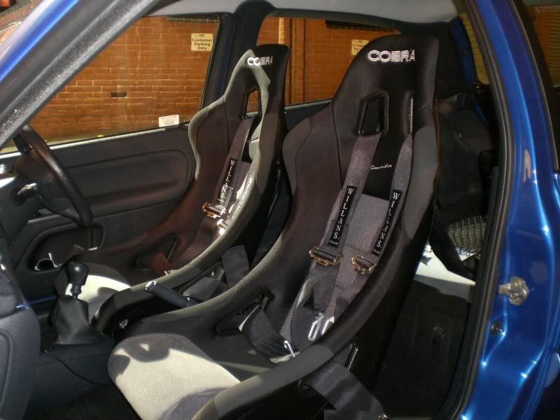 Dying Seat Cushions Detailing World Forum