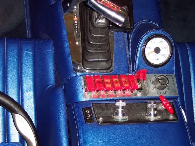 41324-Aug162007-Centerconsole.jpg