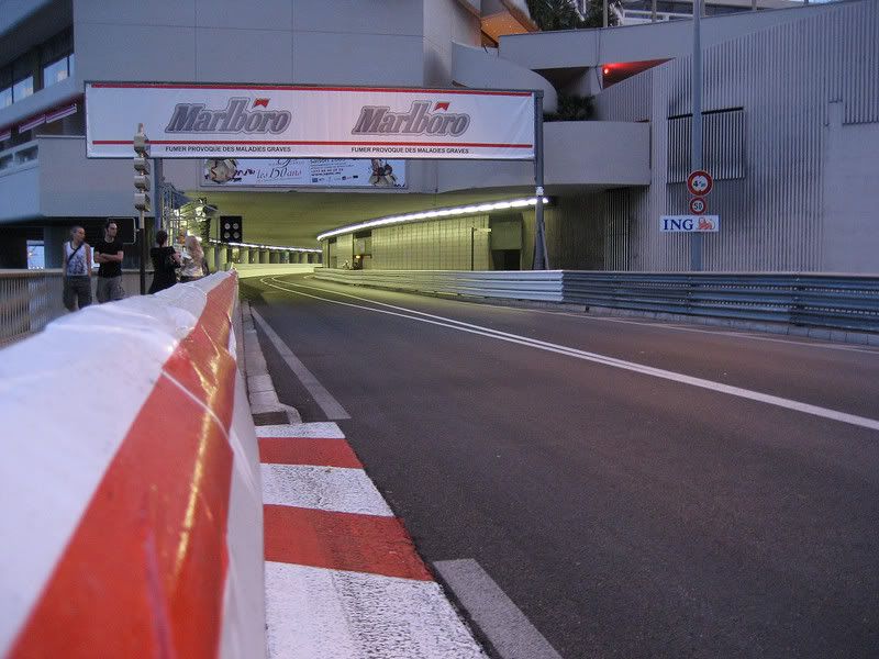 IMAGE: http://i13.photobucket.com/albums/a262/bakergt40/amonacobylewis112.jpg