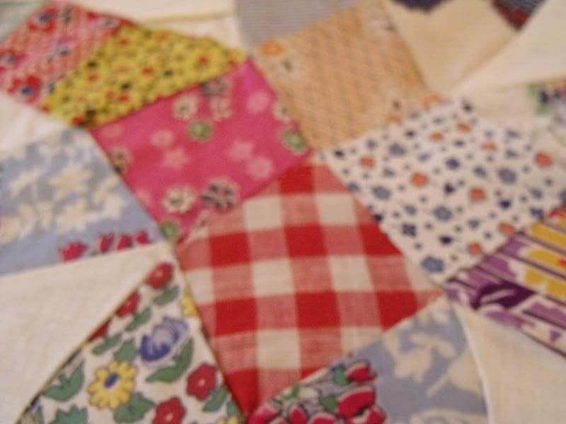 VTG PIECED HAND STITCHED CHARMING MULTI DBL WEDDING RING QUILT TOP