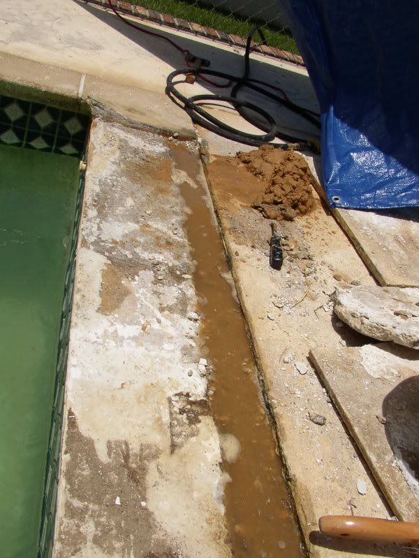 above ground pool wall leaking