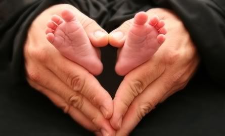 Baby feet Pictures, Images and Photos