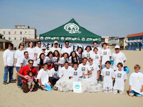 hermosa beach cleaup crew