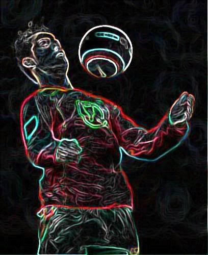 Cristiano-Ronaldo-II-glowingedges.jpg