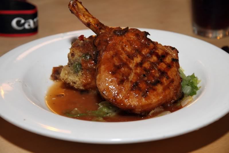 IMAGE: http://i13.photobucket.com/albums/a268/evomacky/IMG_0444.jpg