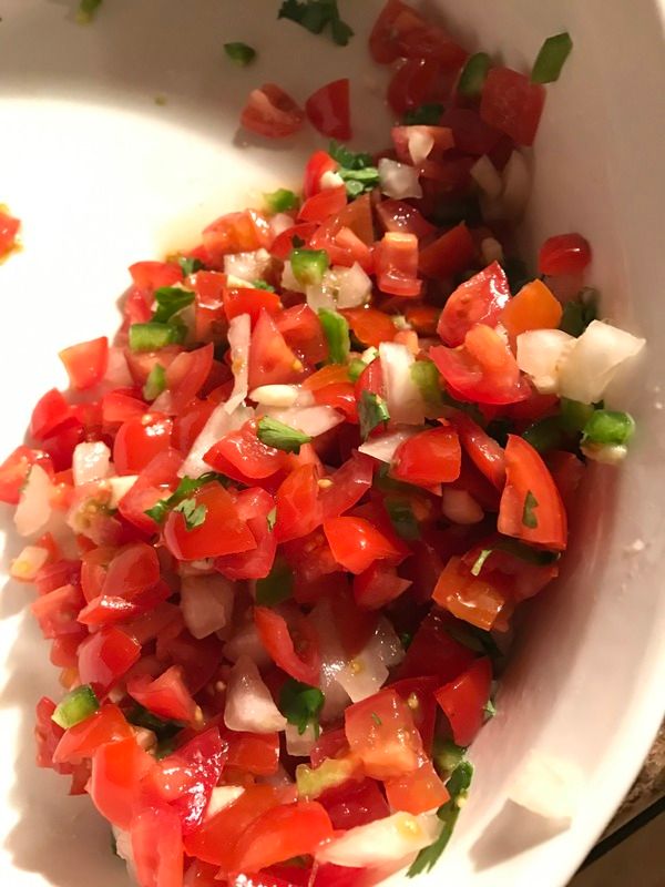 super easy pico de gallo recipe lucky bandit blog katelyn carter