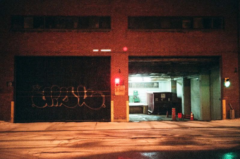 IMAGE: http://i13.photobucket.com/albums/a270/sebmour/studio4fun-9.jpg