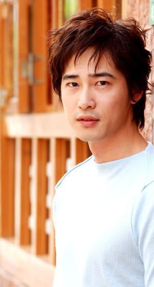 KangJiHwan.jpg