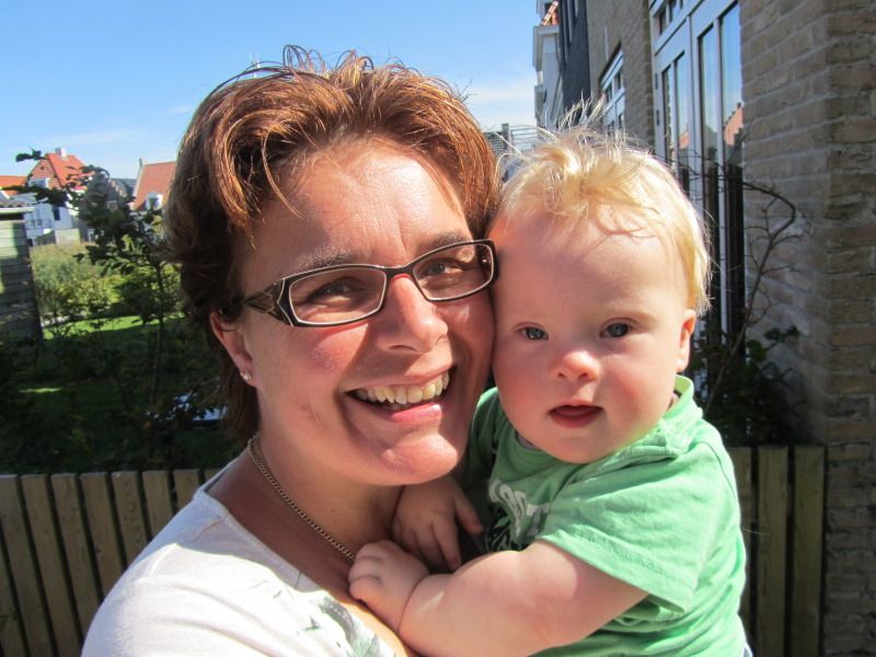 http://i13.photobucket.com/albums/a271/liesbethslog/IMG_4264.jpg