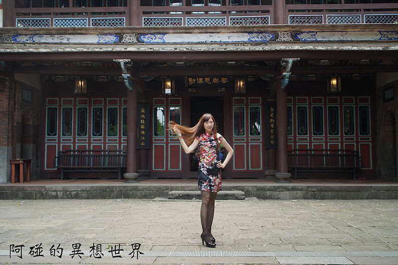 http://i13.photobucket.com/albums/a280/aponson/Cheongsam/dsc00980_18979405741_o_zpsixtptjy2.jpg