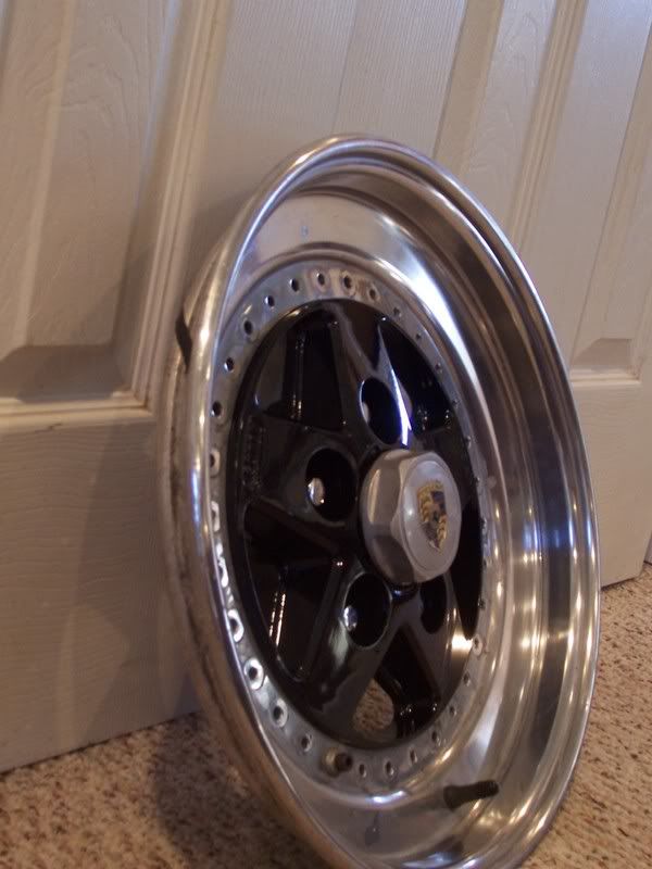 three part wheels what shoudld they be torqued down?? VW Vortex