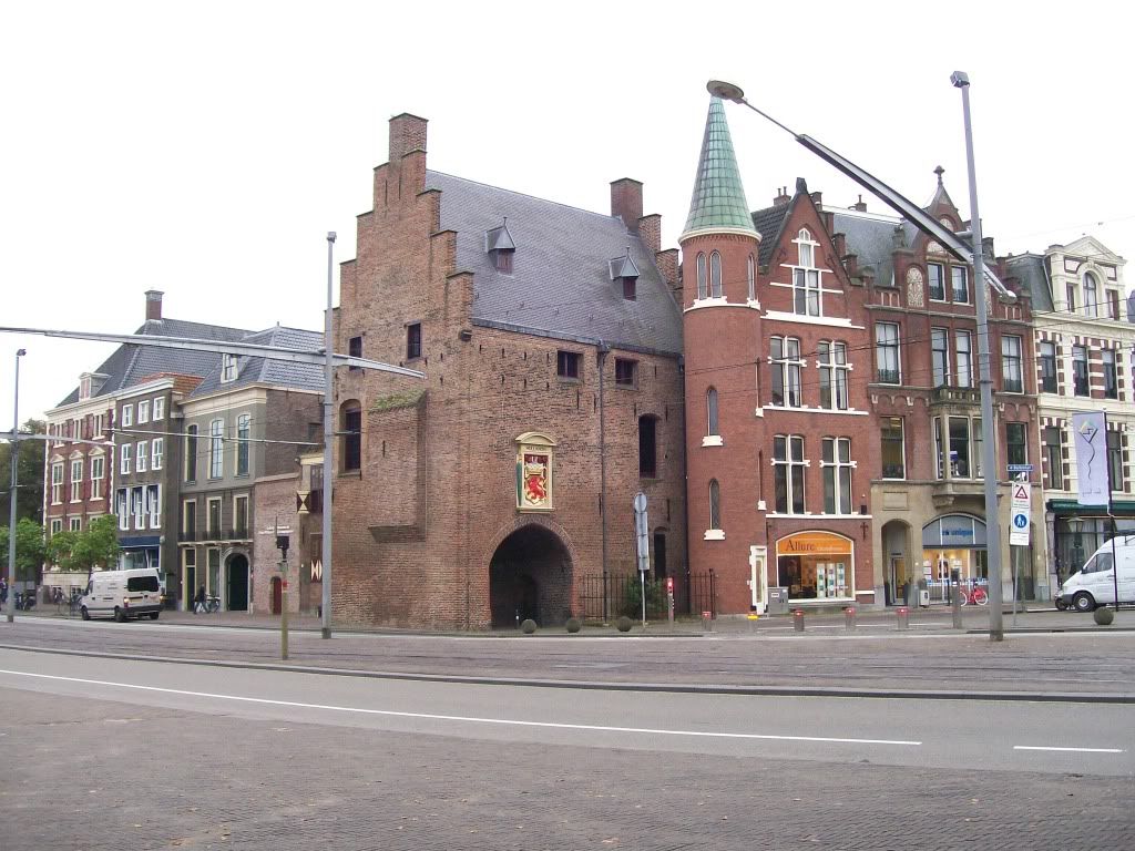 100_2001.jpg