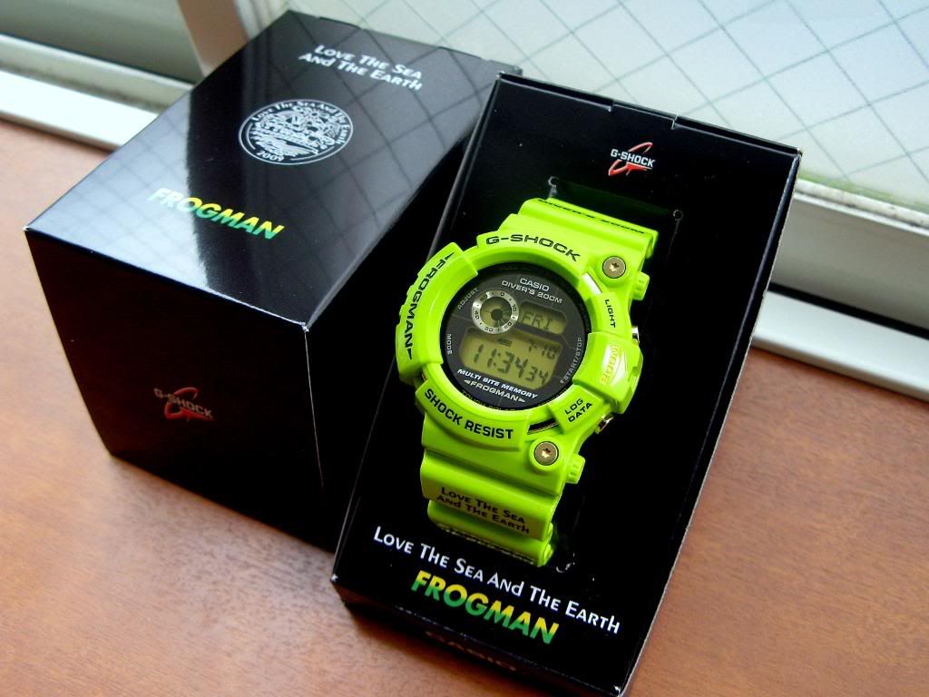 frogman green