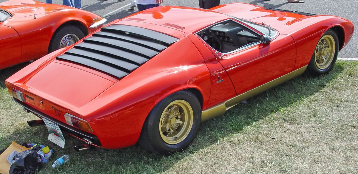 1972-Lamborghini-Miura-SV-ra-t-lr.jpg