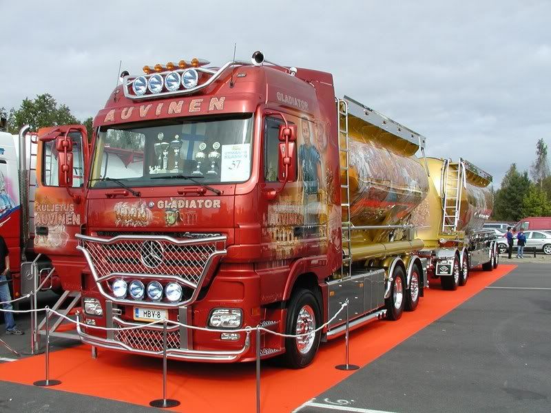 Actros_125.jpg