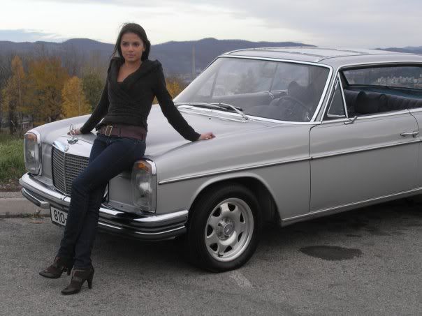 Girls WITH w123 Photos Page 17 Benzworldorg MercedesBenz Discussion 