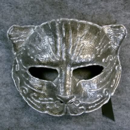 Silver Circus Tabby Mask