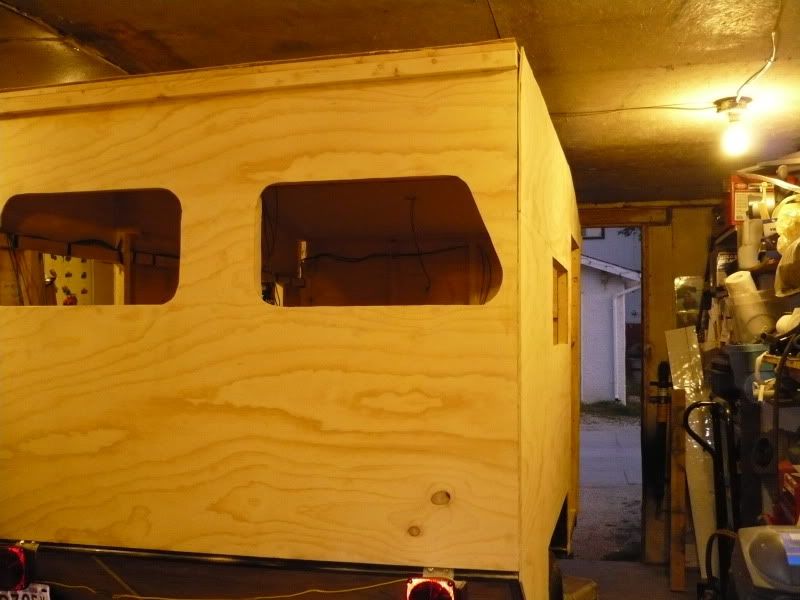 trailersides001.jpg