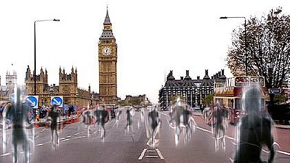The Ghosts materialise over London in Army of Ghosts