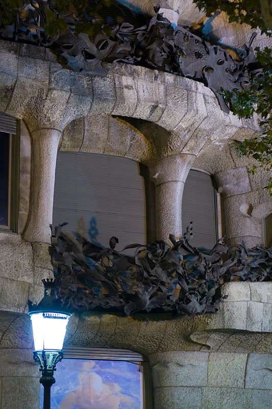 IMAGE: http://i13.photobucket.com/albums/a294/peteghia/Barcelona/IMG_3719.jpg