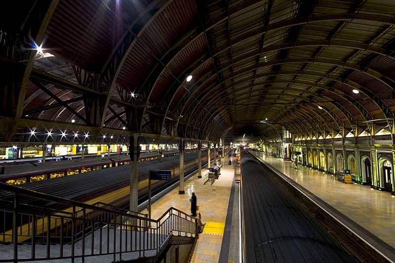 IMAGE: http://i13.photobucket.com/albums/a294/peteghia/Made%20of%20Stone/IMG_5353.jpg