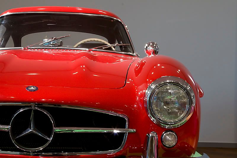 IMAGE: http://i13.photobucket.com/albums/a294/peteghia/Mecedes-Benz/IMG_3922.jpg