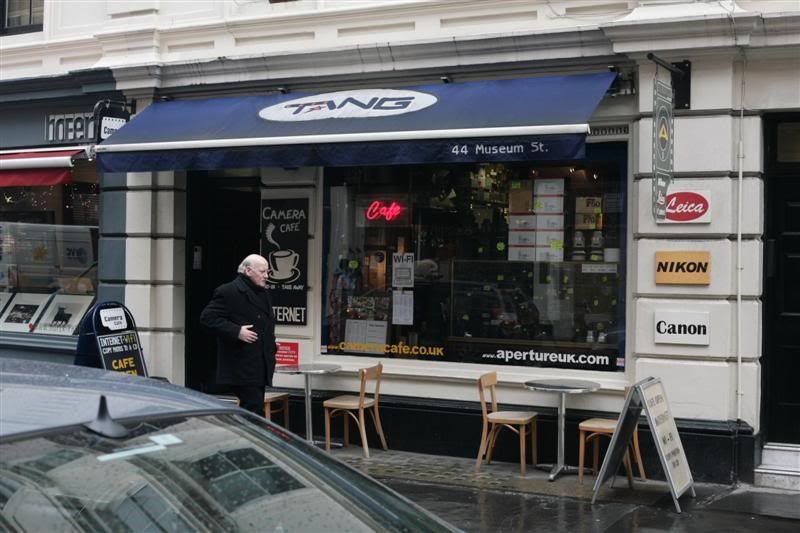 IMAGE: http://i13.photobucket.com/albums/a294/peteghia/Nifty/_MG_0314Medium.jpg