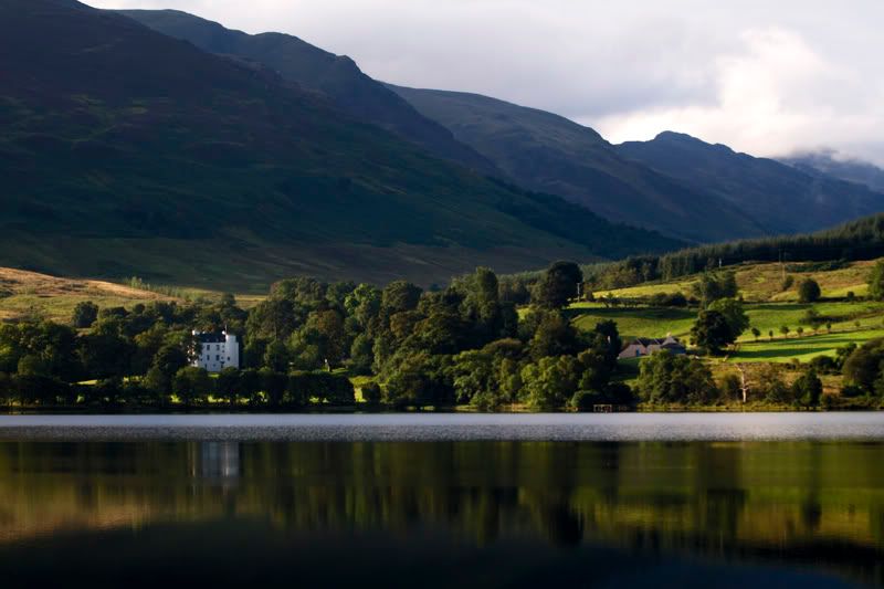IMAGE: http://i13.photobucket.com/albums/a294/peteghia/Scotland-2006/IMG_1568.jpg