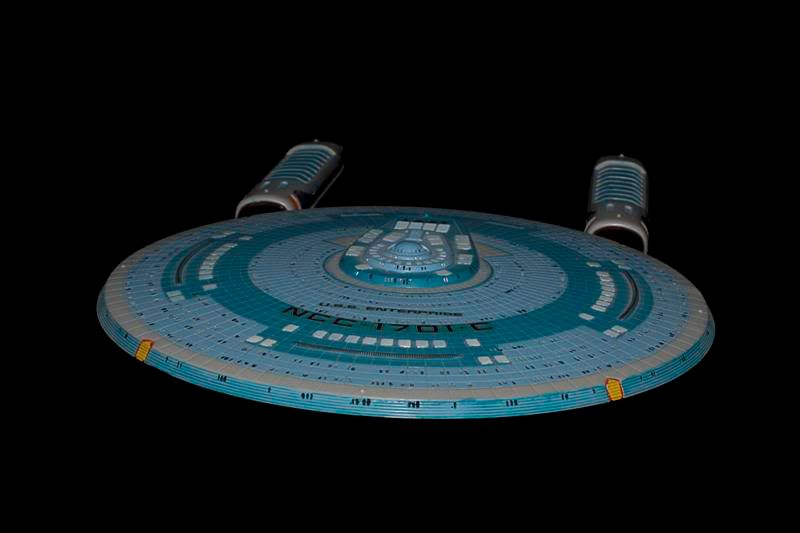 IMAGE: http://i13.photobucket.com/albums/a294/peteghia/Star%20Trek/IMG_4771Medium.jpg