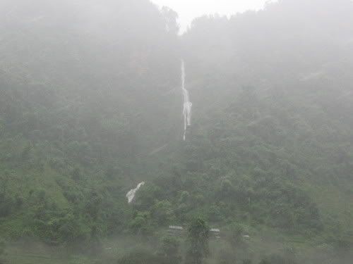 Кто был в Непале в начале муссона (кон.апреля-май-нач.июня)?