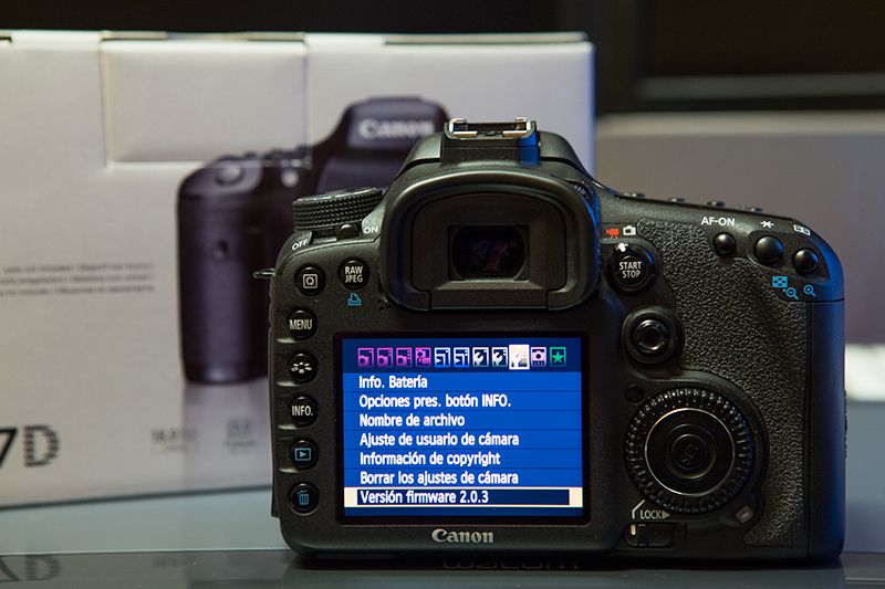 7D2_zpse965db21.jpg