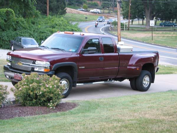 http://i13.photobucket.com/albums/a297/BCAM302/truck.jpg
