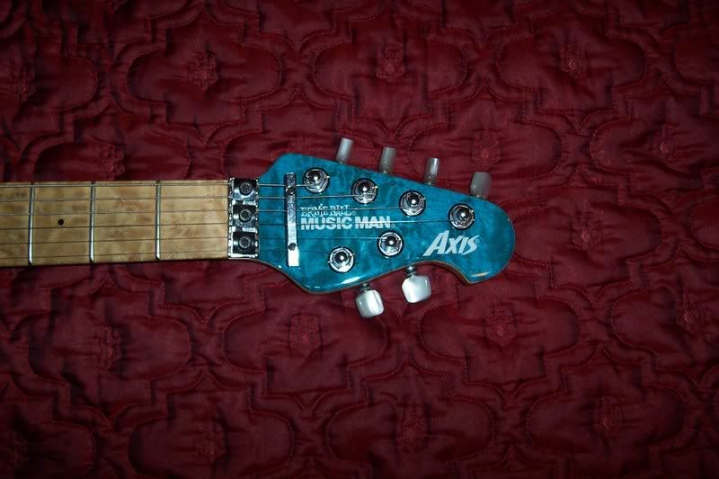 Guitars008.jpg