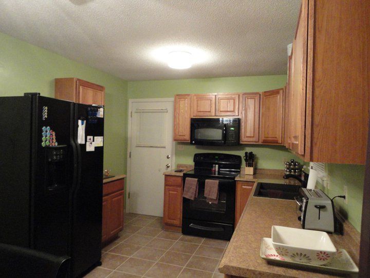 [Image: kitchen.jpg]