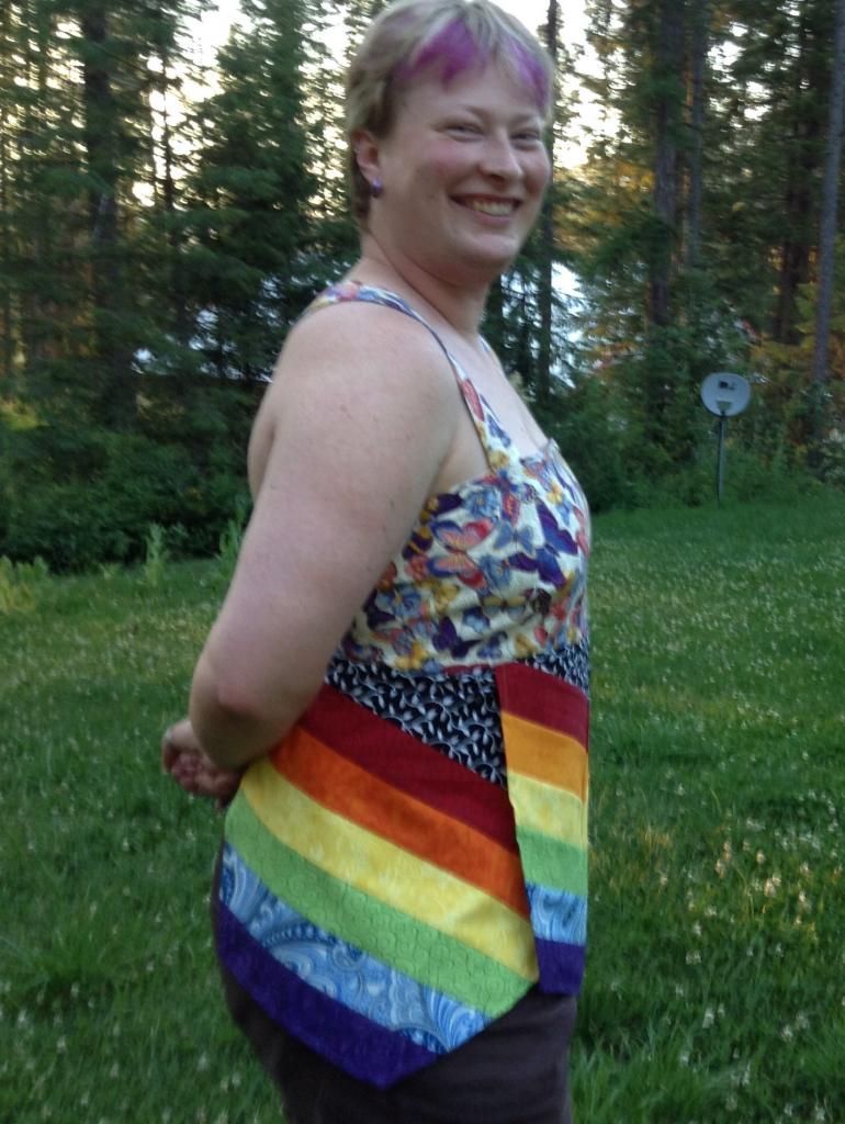 photo rainbowapron4_zps63b3aa01.jpg