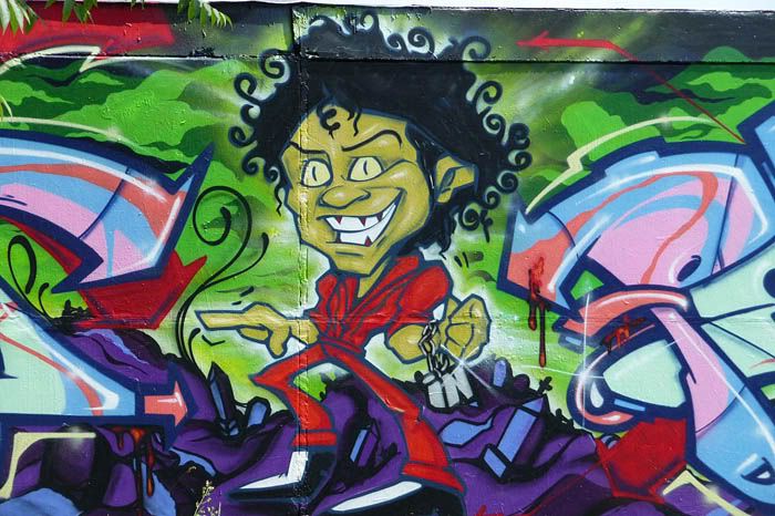 michael-jackson-rip-graffiti-4.jpg